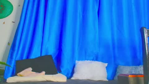 Snapshot of ebonysmilz88 chatting on February 2026 10:05:01 AM ebonysmilz88 online show from February 2026 10:05:01 AM