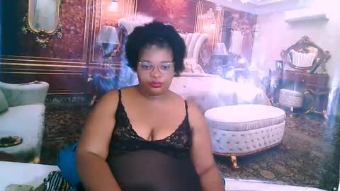 Snapshot of ebonyyummy chatting on November 2025 06:46:01 AM CoCo online show from November 2025 06:46:01 AM