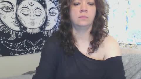 Weird Echo online show from March 2025 07:47:02 PM