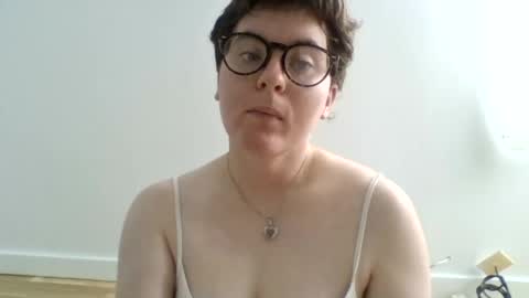 ectojelly online show from July 2026 05:55:02 PM