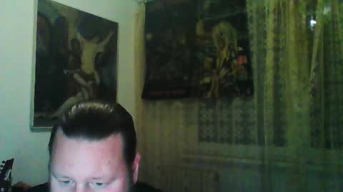 Snapshot of eda666 chatting on November 2025 06:37:02 PM Edward online show from November 2025 06:37:02 PM