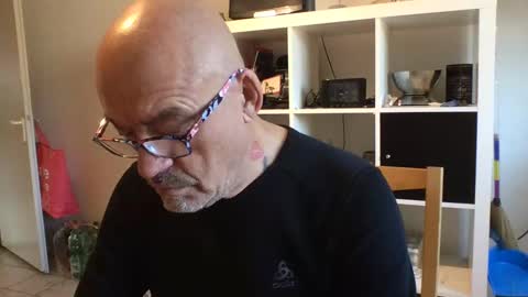 Snapshot of eddelmar chatting on January 2025 12:57:02 PM eddelmar online show from January 2025 12:57:02 PM