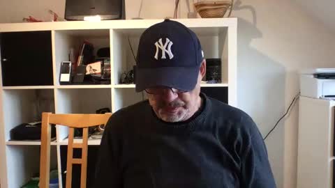 Snapshot of eddelmar chatting on January 2025 02:38:02 PM eddelmar online show from January 2025 02:38:02 PM