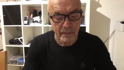 Snapshot of eddelmar chatting on February 2025 09:25:01 PM eddelmar online show from February 2025 09:25:01 PM