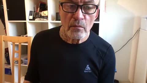 Snapshot of eddelmar chatting on February 2025 02:11:02 PM eddelmar online show from February 2025 02:11:02 PM