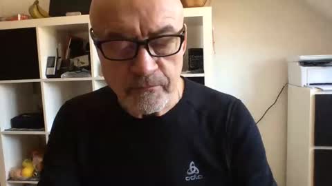 Snapshot of eddelmar chatting on March 2025 01:07:01 PM eddelmar online show from March 2025 01:07:01 PM