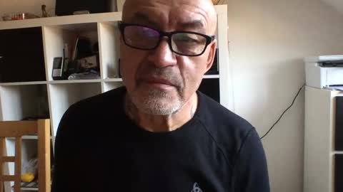 Snapshot of eddelmar chatting on March 2025 04:10:01 PM eddelmar online show from March 2025 04:10:01 PM