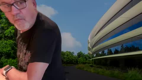 Snapshot of eddelmar chatting on October 2025 04:07:01 PM eddelmar online show from October 2025 04:07:01 PM