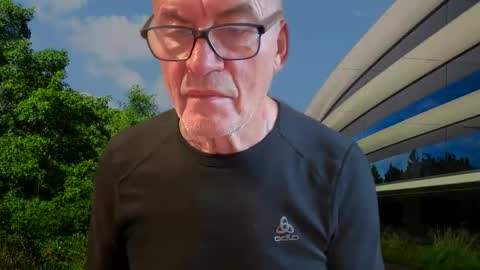 Snapshot of eddelmar chatting on December 2025 07:50:02 AM eddelmar online show from December 2025 07:50:02 AM