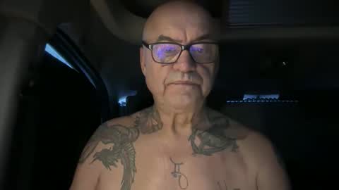 Snapshot of eddelmar chatting on December 2025 07:50:02 AM eddelmar online show from December 2025 07:50:02 AM