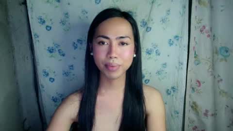 eddfox001 online show from April 2026 12:57:01 PM