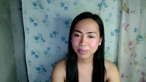 eddfox001 online show from April 2026 02:00:02 PM