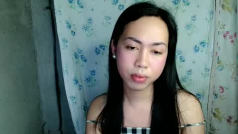 eddfox001 online show from May 2026 07:59:02 AM