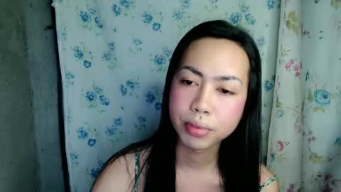 eddfox001 online show from May 2026 07:47:01 AM