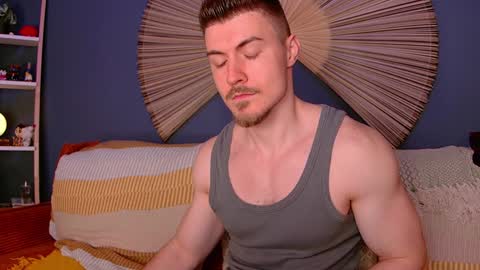 Eddie online show from March 2026 03:43:02 AM