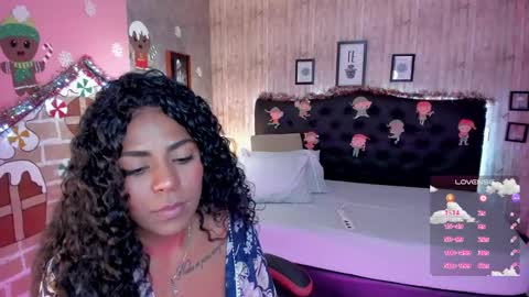 Snapshot of edelaine_rogers chatting on December 2024 10:13:01 PM ede online show from December 2024 10:13:01 PM