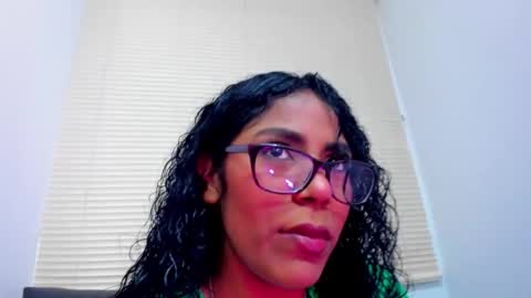 Snapshot of edelaine_rogers chatting on December 2025 05:55:02 AM ede online show from December 2025 05:55:02 AM