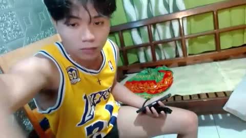 Snapshot of edelcum_xx chatting on February 2025 12:32:02 PM edelcum_xx online show from February 2025 12:32:02 PM