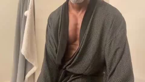 Dad online show from March 2025 02:43:02 AM