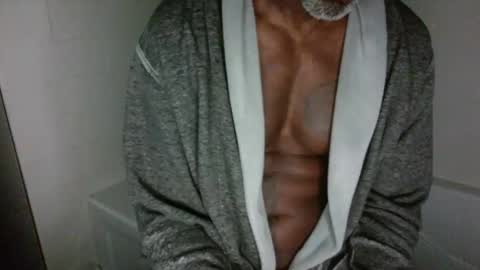 Dad online show from May 2026 11:05:01 AM