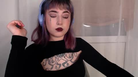 Snapshot of ediefris chatting on January 2026 05:04:02 PM fickle demon made of clumps of matter online show from January 2026 05:04:02 PM