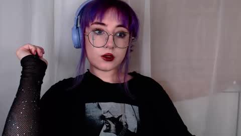 Snapshot of ediefris chatting on February 2026 12:20:01 AM fickle demon made of clumps of matter online show from February 2026 12:20:01 AM