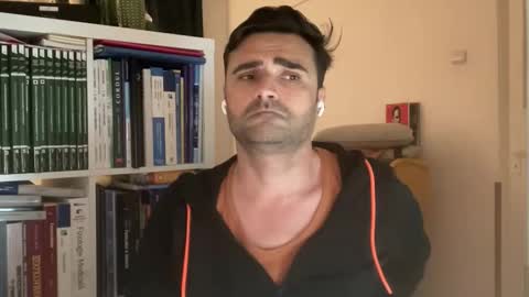 edith0puthie online show from May 2026 10:49:02 PM