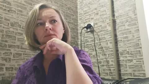 Snapshot of edithmanning chatting on December 2024 08:33:02 AM edithmanning online show from December 2024 08:33:02 AM