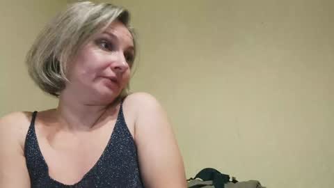 Snapshot of edithmanning chatting on February 2025 07:21:01 PM edithmanning online show from February 2025 07:21:01 PM