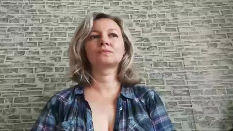 Snapshot of edithmanning chatting on September 2025 05:07:01 AM edithmanning online show from September 2025 05:07:01 AM
