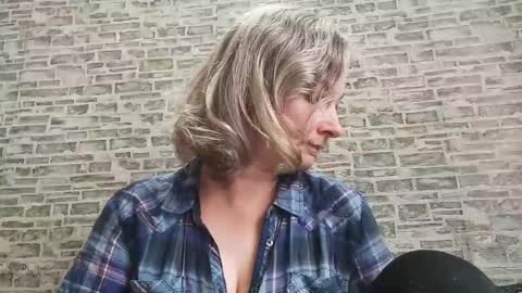 Snapshot of edithmanning chatting on October 2025 07:16:01 AM edithmanning online show from October 2025 07:16:01 AM