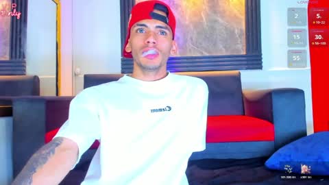 Snapshot of edward_24_ chatting on March 2026 03:54:01 AM Edward Colleman online show from March 2026 03:54:01 AM