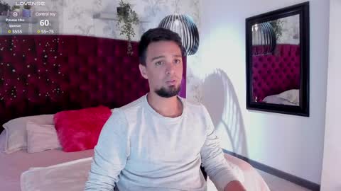 Eduardo online show from February 2025 03:42:01 AM