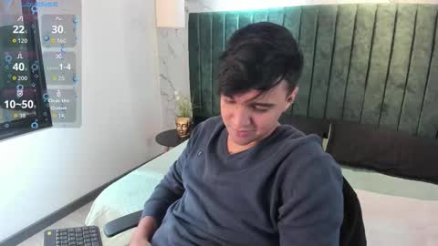 Eduardo online show from October 2025 04:00:02 AM