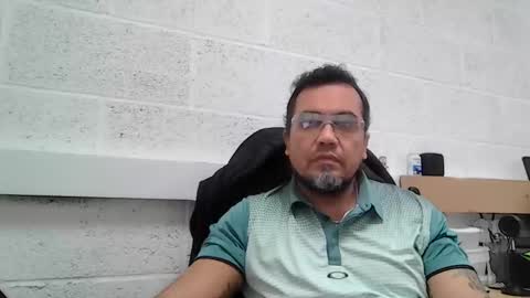 Snapshot of edwill13 chatting on February 2026 09:41:01 AM EdM online show from February 2026 09:41:01 AM