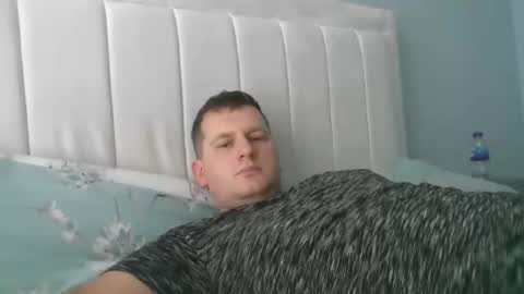 edy324126 online show from March 2026 11:38:01 AM