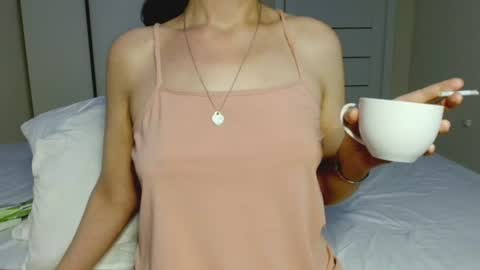 eelena4kiss online show from July 2026 08:48:02 PM