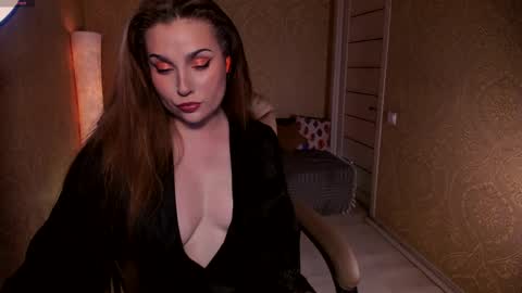 eesmaaarr online show from May 2026 11:34:02 PM