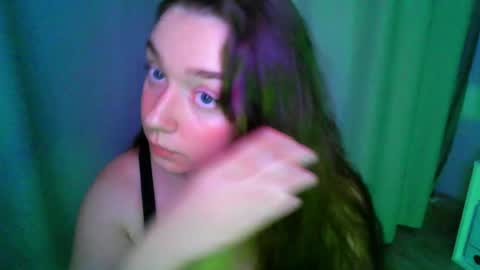 effie_balconii online show from September 2025 04:31:02 PM