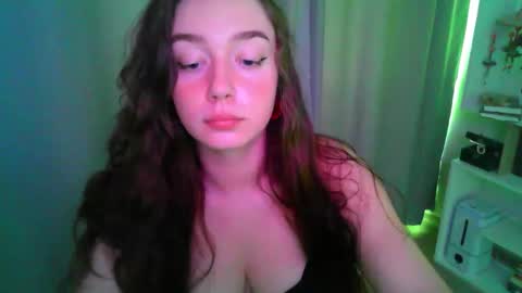 effie_balconii online show from September 2025 10:50:01 AM