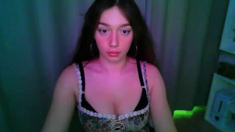 effie_balconii online show from November 2025 11:20:02 AM