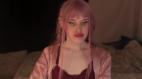 Snapshot of effiemur chatting on December 2024 06:56:02 PM Effie Mur online show from December 2024 06:56:02 PM