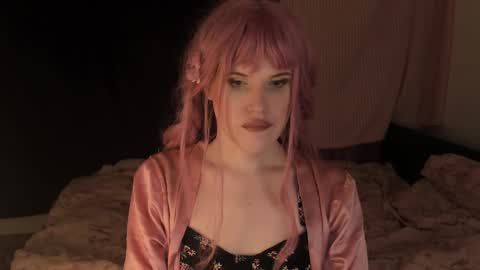 Snapshot of effiemur chatting on December 2024 03:20:02 PM Effie Mur online show from December 2024 03:20:02 PM