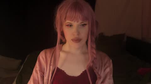 Snapshot of effiemur chatting on January 2025 09:26:01 AM Effie Mur online show from January 2025 09:26:01 AM