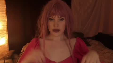 Snapshot of effiemur chatting on February 2025 03:27:02 PM Effie Mur online show from February 2025 03:27:02 PM