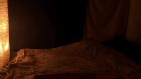 Snapshot of effiemur chatting on February 2025 05:20:01 PM Effie Mur online show from February 2025 05:20:01 PM