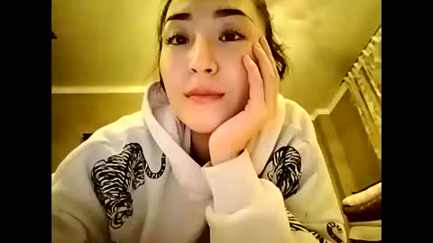 Snapshot of effy007 chatting on December 2024 12:34:01 PM Effy online show from December 2024 12:34:01 PM