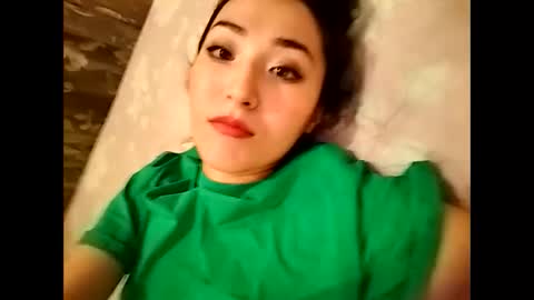 Snapshot of effy007 chatting on December 2024 05:43:02 PM Effy online show from December 2024 05:43:02 PM