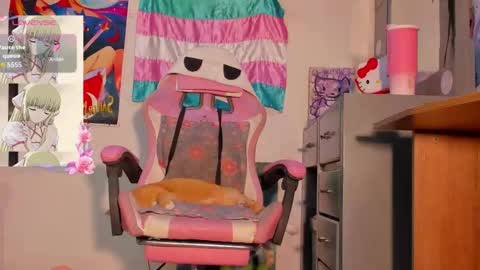 effy_marinn online show from September 2025 01:32:02 AM