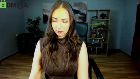 Effy Royse online show from April 2026 05:55:02 AM
